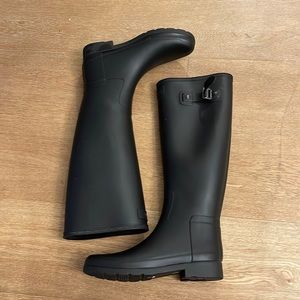 Black hunter rainboot wellies size 8